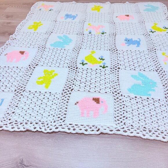 Crochet Baby Toddler Blanket Afghan Throw Unisex Pastel Animal Motif Shower Gift - Picture 8 of 12